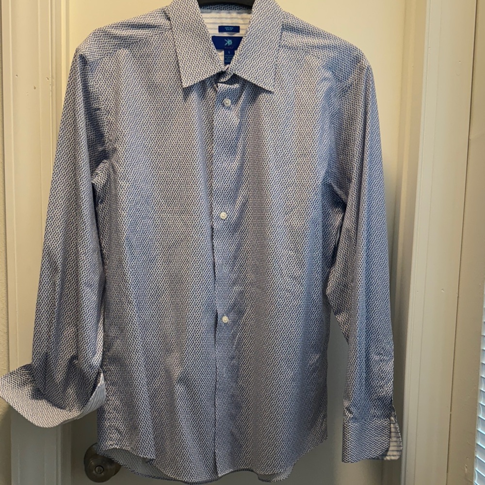 Egara Blue and White Geometric Shirt